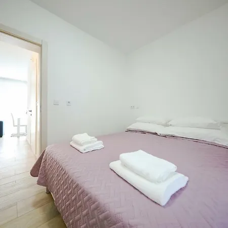 Apartment Sandy Beach *