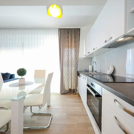 Apartment Sandy Beach