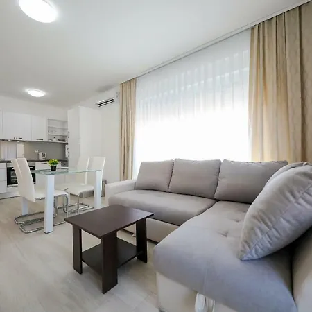 Apartment Sandy Beach